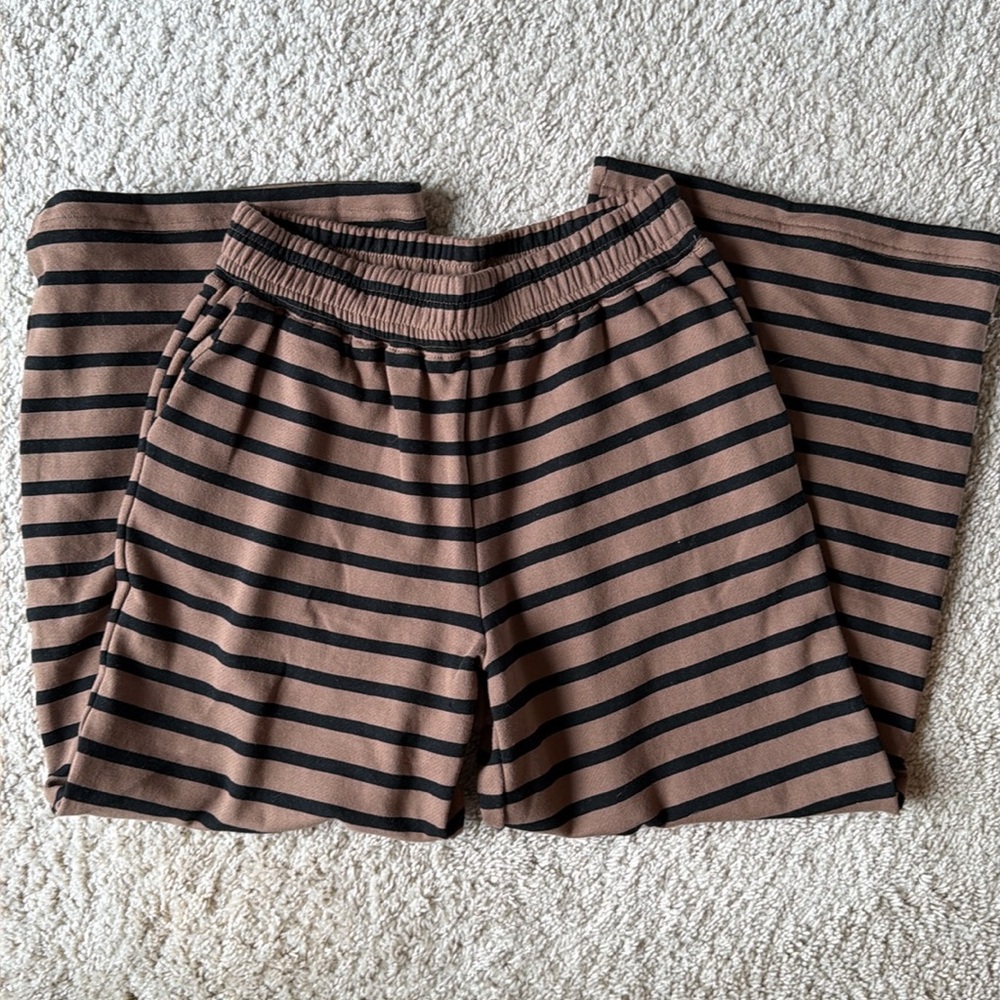MATCHING SET - Picture 4 of 5